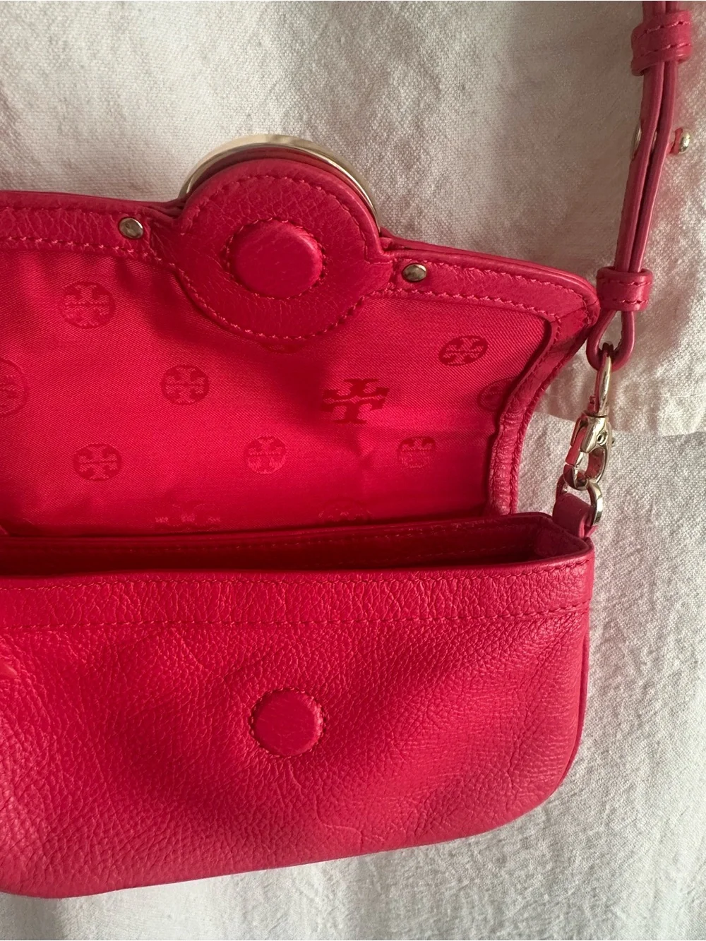 Tory Burch Amanda Mini Leather Crossbody Bag Coral